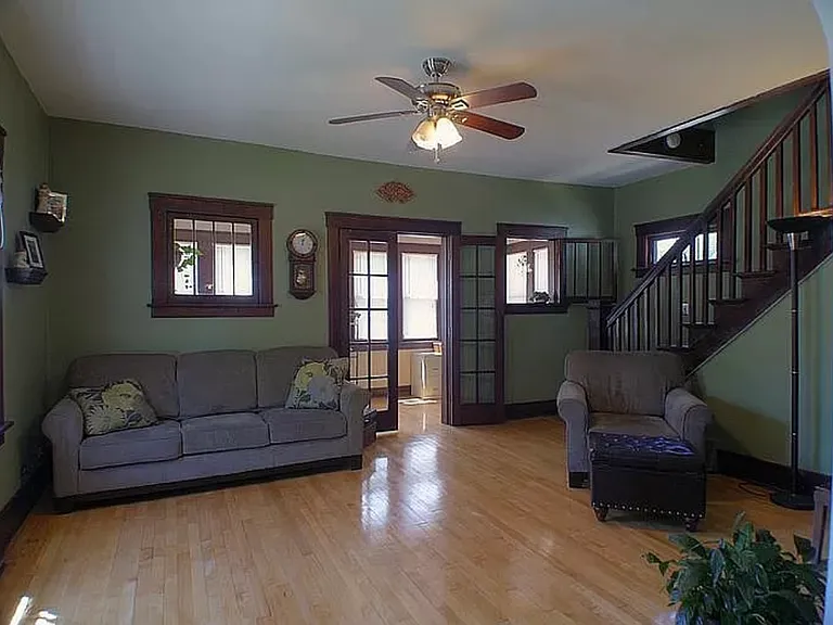 1103 Avon St — Photo 1