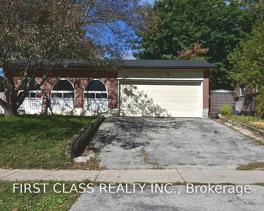 4 bed, $2,950 — Photo 1