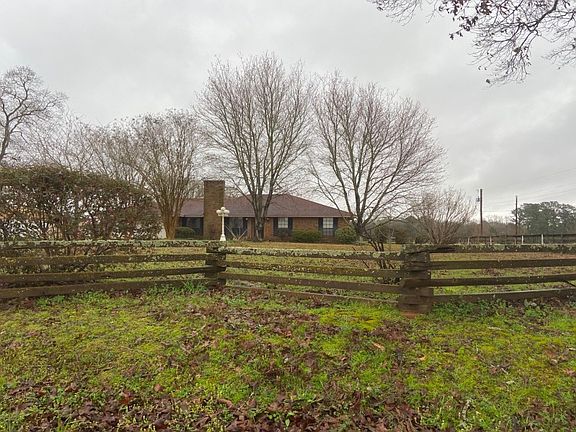 2nd image of 1684 County Road 1805