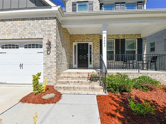 3rd image of 6003 Bedstone Dr