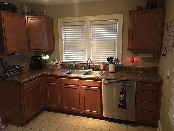 5th image of 501 Tennessee St