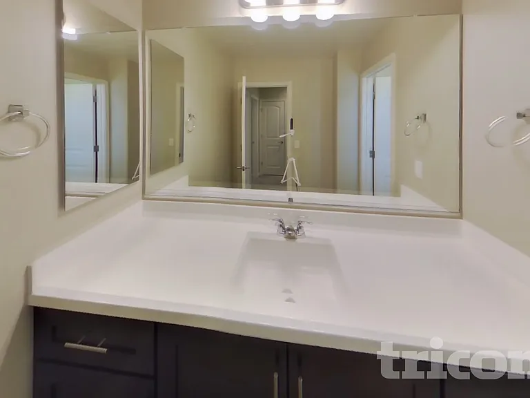 12562 W Gentle Rain Rd — Photo 13