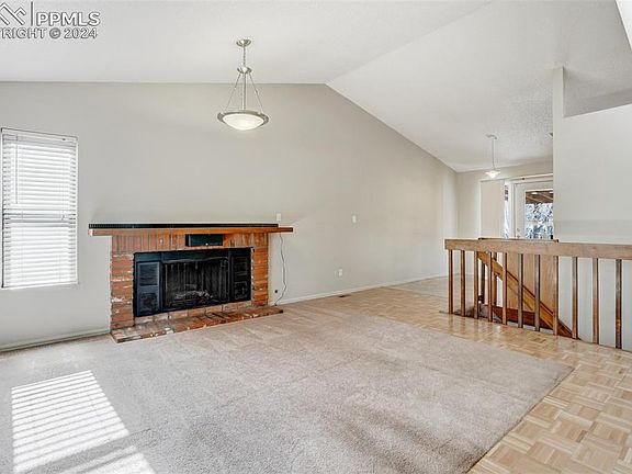 2nd image of 1528 N Corona St