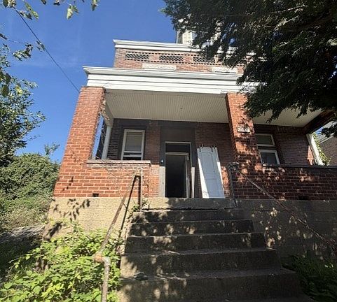 3rd image of 4817 Monongahela St