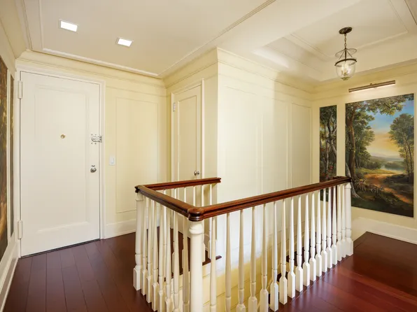 870 5th Avenue image 12 of 13