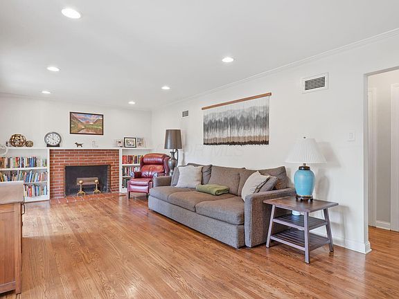 5th image of 515 N Drexel Ave