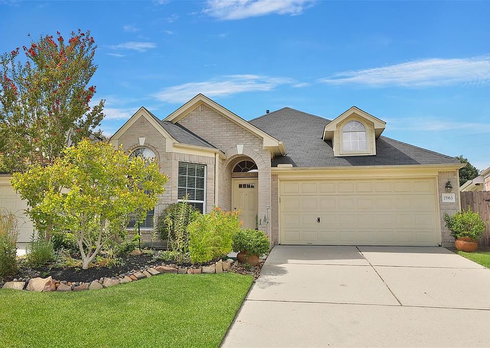 1st image of 15963 Cottage Ivy Cir