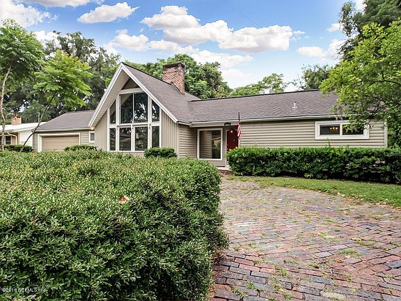 2nd image of 5166 River Bluff Ln