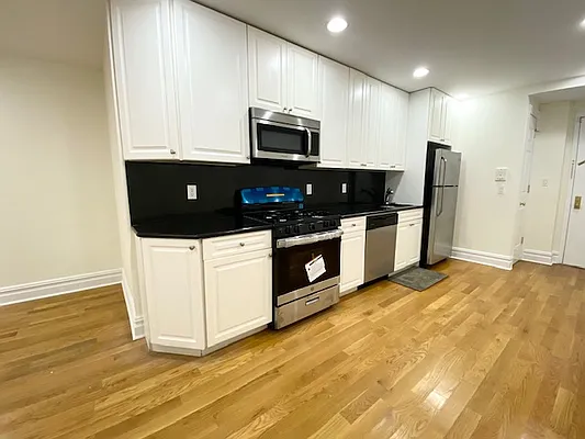 Rented by Keller Williams NYC | media 2