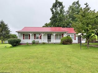 81 Fort Hill Dr, Rock Cave, WV 26234