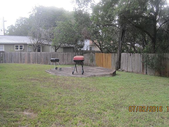 2nd image of 1445 N Walnut Ave APT A