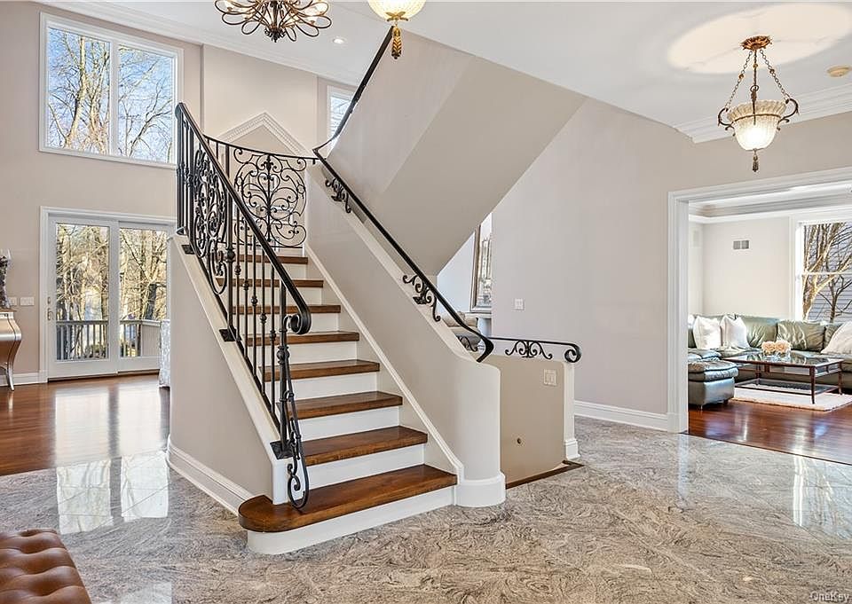 40 Cobblefield Road, White Plains, NY 10605 MLS H6242192 Zillow