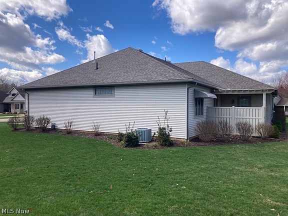 4th image of 1335 Meadowbrook Dr