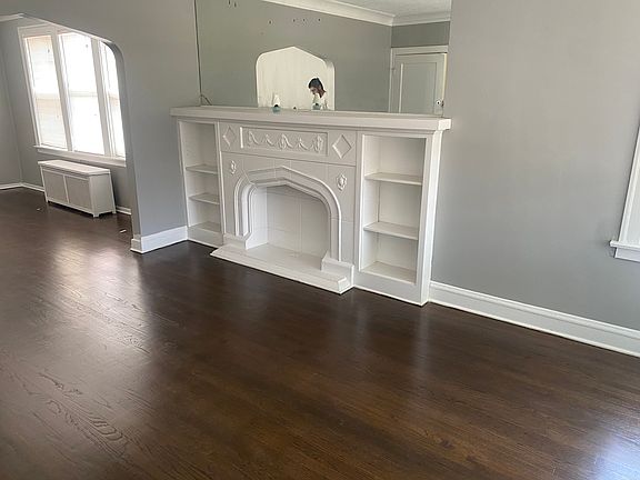 3rd image of 8345 S Marshfield Ave