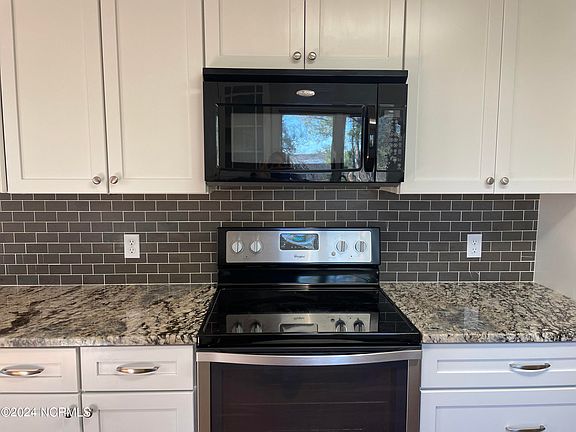 5th image of 170 Salem Dr