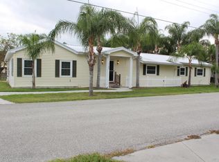 1182 6th St, Okeechobee, FL 34974