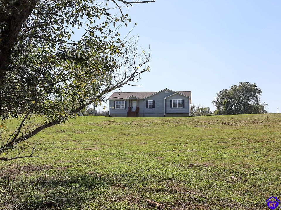 1st image of 160 Warren Dr