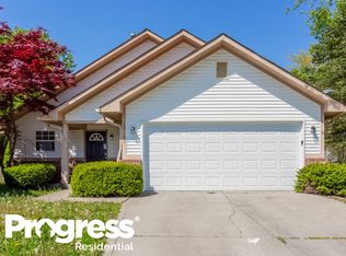 10107 Park Royale Dr, Indianapolis, IN 46229