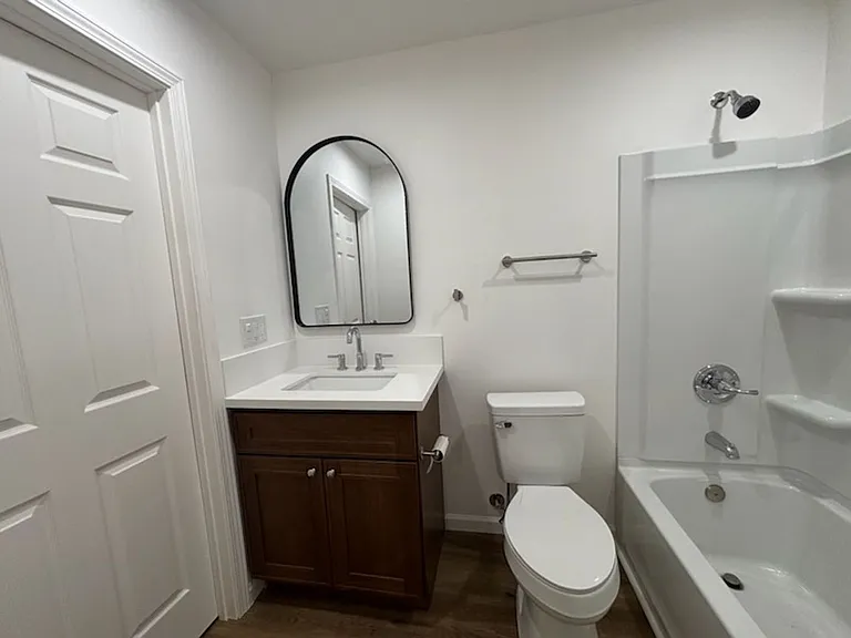 942 W El Morado Ct #C — Photo 9