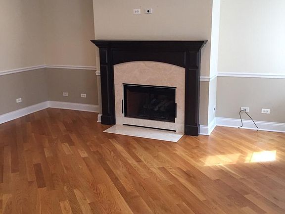 3rd image of 3231 N Kenmore Ave #3R