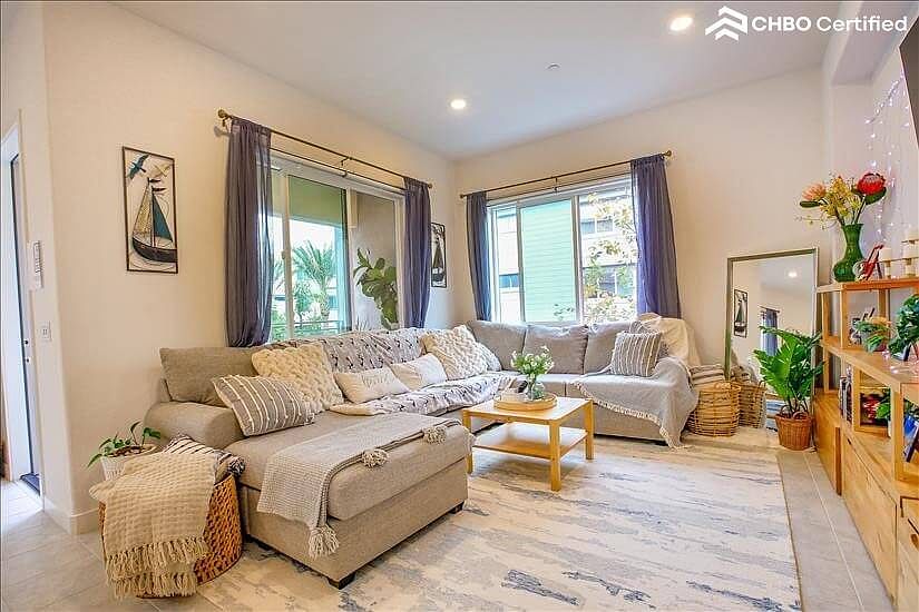 Bright & Spacious Living Room