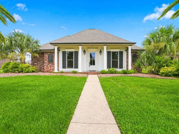 359 Tigerlily Dr, Houma, LA 70360