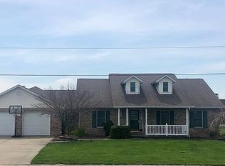 602 W 2nd St, Aviston, IL 62216