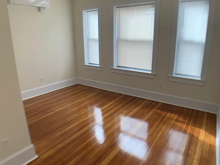 9 Seaverns Ave #2R — Photo 7