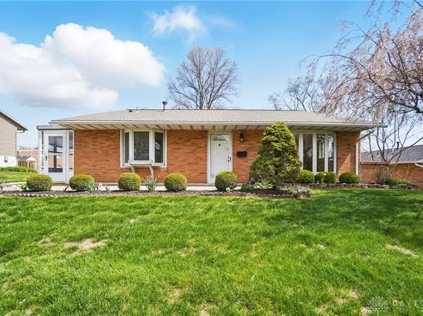 115 Hoak Dr, Fairborn, OH 45324