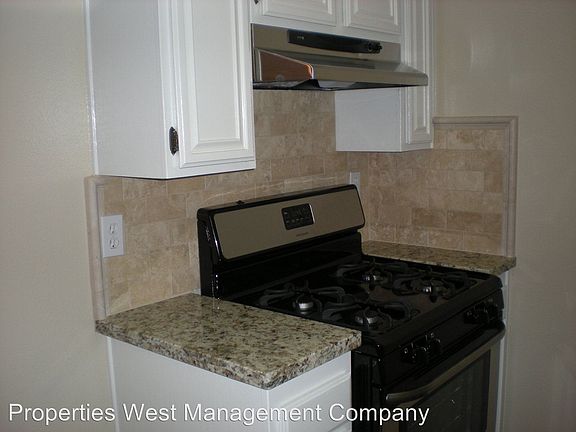 3rd image of 498 W 13th St APT 213