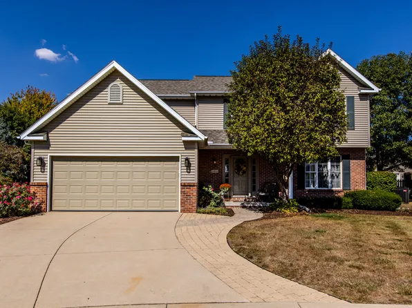 1511 Biltmore Ct, Normal, IL 61761