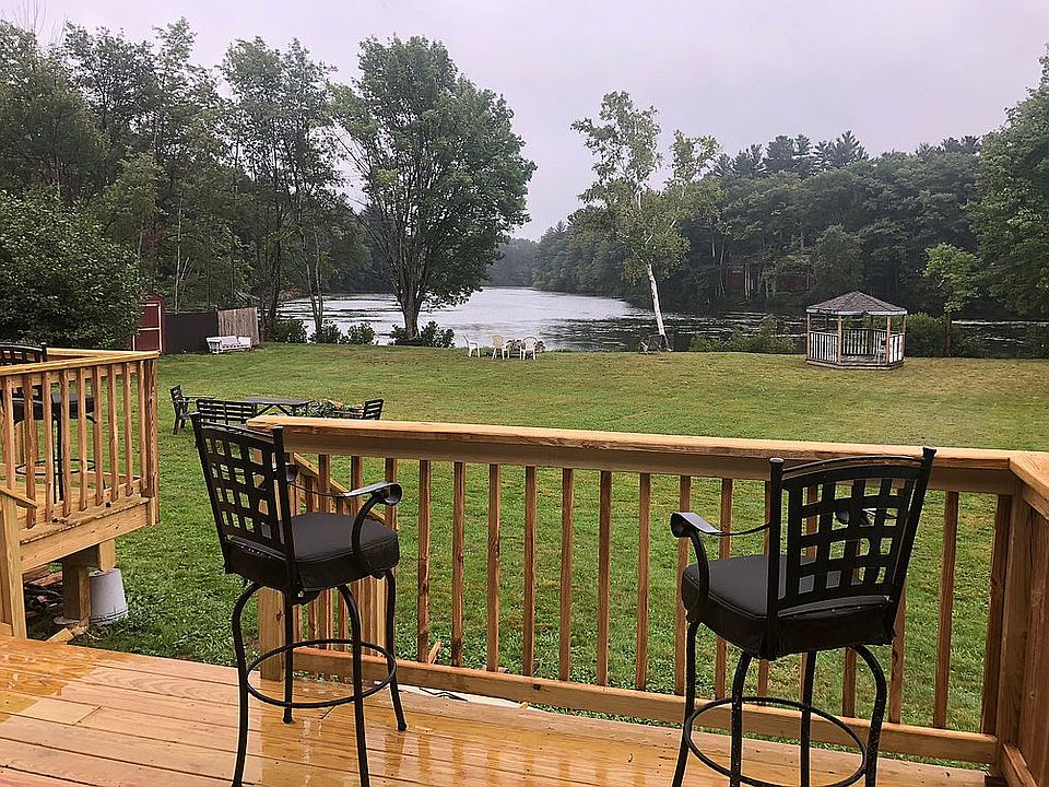 2nd image of 1 Mashapaug Rd