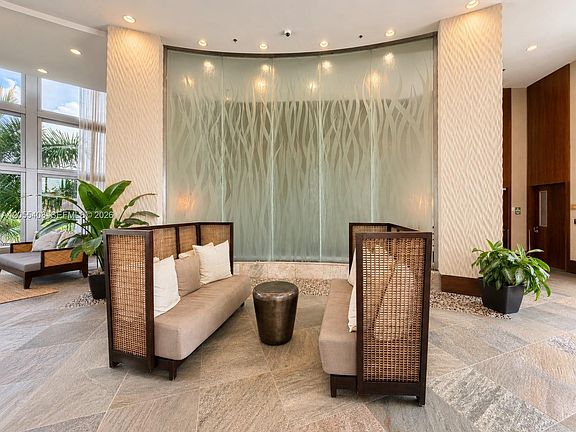 5th image of 2641 N Flamingo Rd APT 2706N