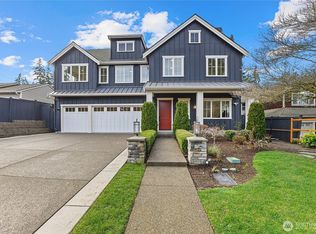 2121 109th Ave SE, Bellevue, WA 98004