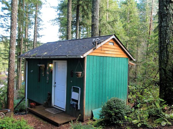 291 NE Collins Lake Drive, Tahuya, WA 98588