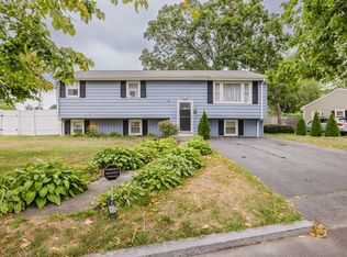 10 Hiram St, Fall River, MA 02720