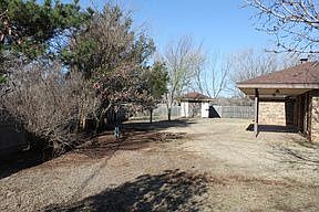 2nd image of 1128 SW 118th Pl