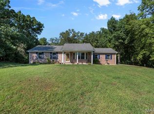 221 Bella Oaks Dr, Jackson, MO 63755