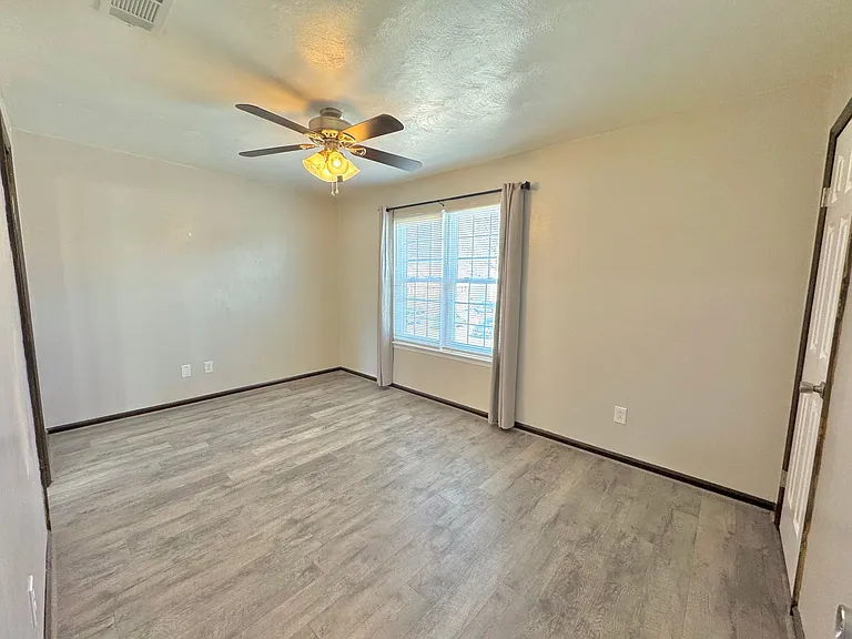 1037 Still Harbor Cir — Photo 10