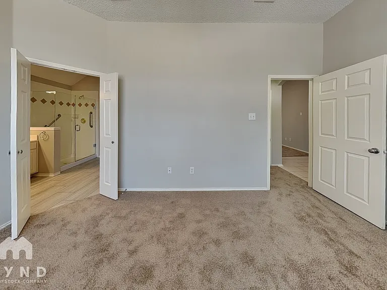 4611 Basil Dr — Photo 8
