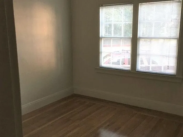 2940 Claremont Ave #4 — Photo 7