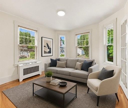 3rd image of 15 Hampstead St