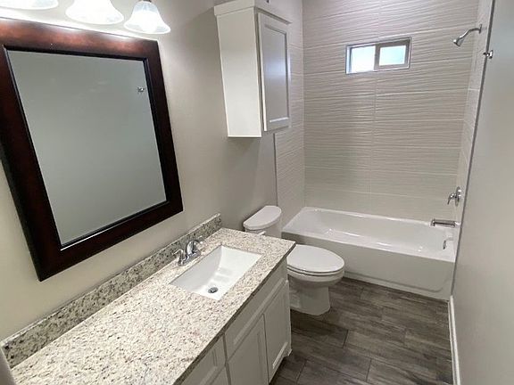 3rd image of 5609 Sandpiper Ave #4