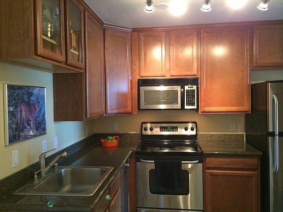 2nd image of 860 Turquoise St Unit 132