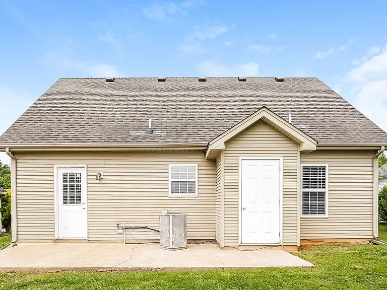 2611 Hawk Eye Ct — Photo 17