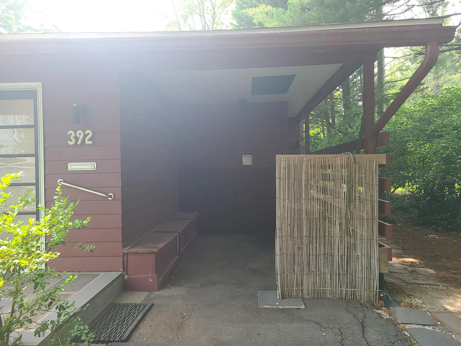 392 Walnut Ln photo 1