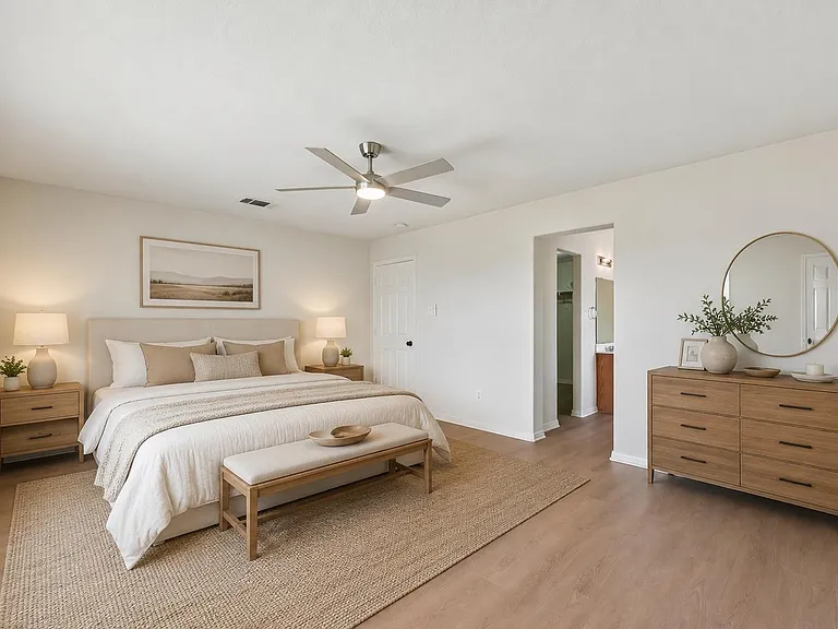 11809 Dunfries Ln — Photo 3