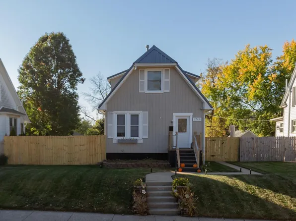 1747 W 16th St, Davenport, IA 52804