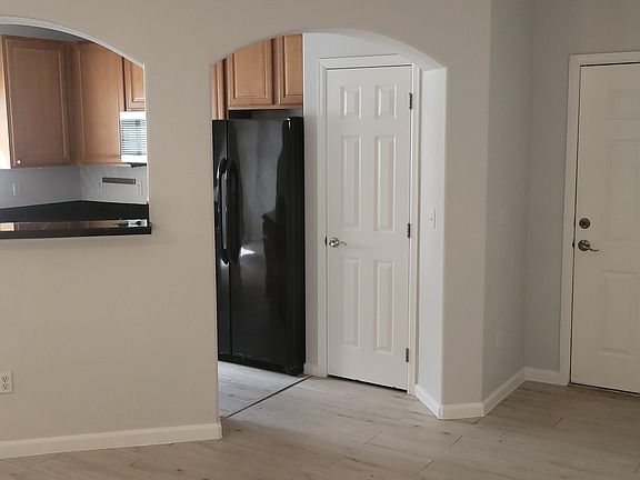 3rd image of 4572 Copeland Loop Unit 103