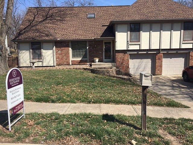 2nd image of 6825 Oakview St